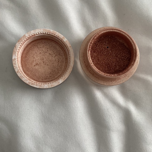 Limited edition Jaclyn Cosmetics loose highlighter - Picture 3 of 3